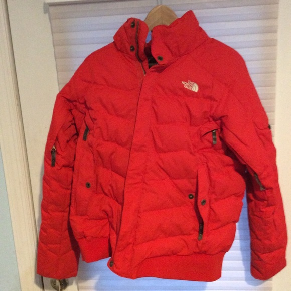 The North Face Jackets & Blazers - ☔️North Face ski jacket
